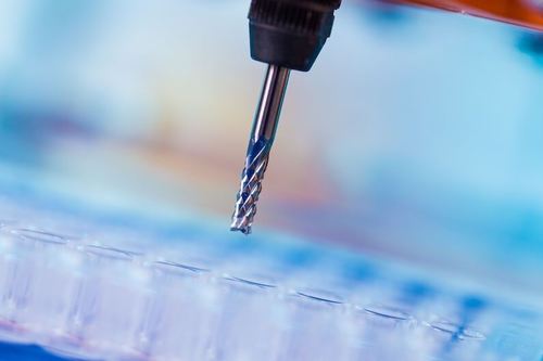 Son şirket haberleri hakkında CNC İşleme Plastikleri: Bilmeniz Gereken Temel Teknikler