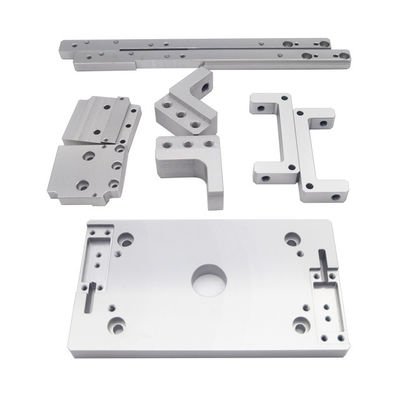 İyi bir fiyat. Motosiklet aksesuarları üretimi için özel renkli CNC üretim parçaları çevrimiçi
